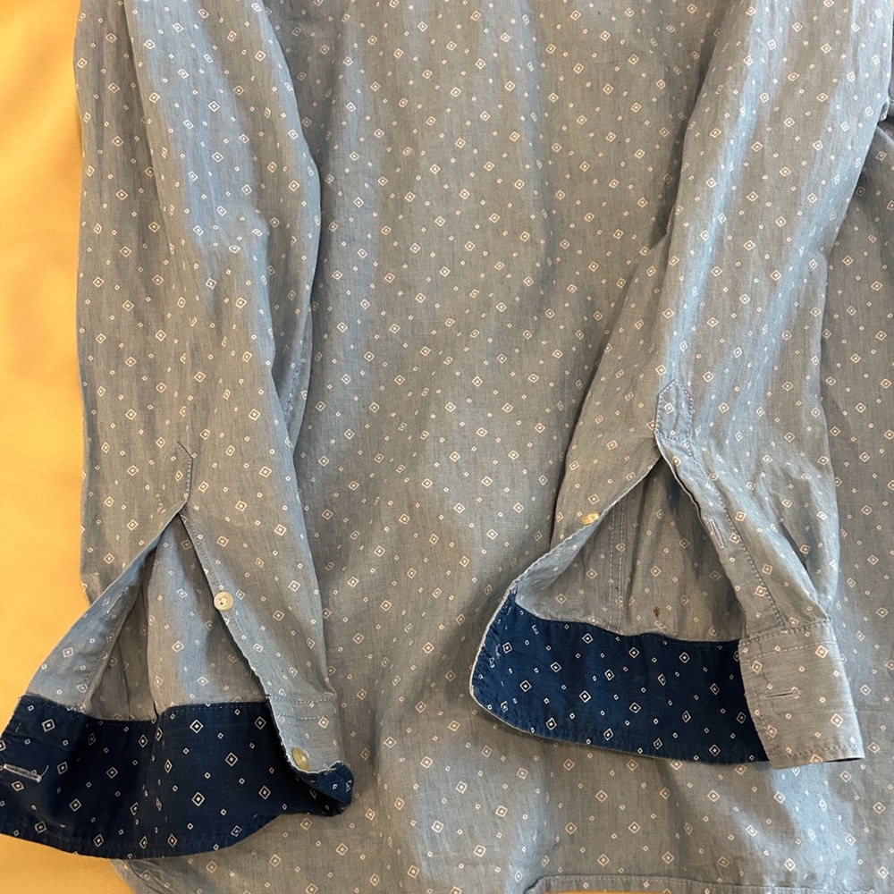 What Goes Around Comes Around Light Blue Patterned Shirt - Picture 4 of 4